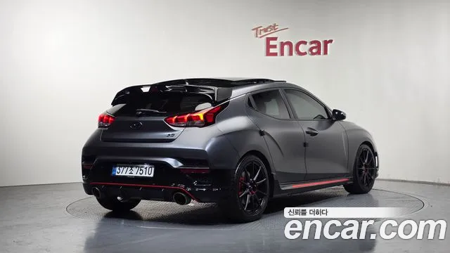 Hyundai Veloster 2021 — фото 1