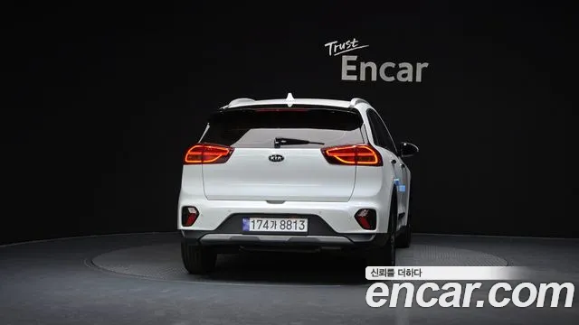 Kia Niro 2021 — фото 4