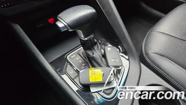 Kia Niro 2021 — фото 12