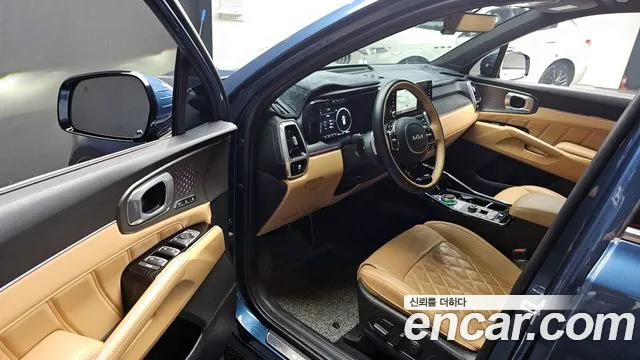 Kia Sorento 2023 — фото 10
