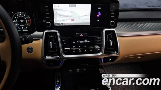 Kia Sorento 2023 — фото 13