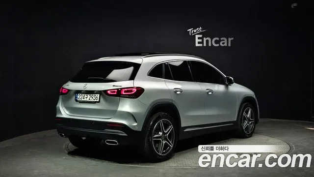 Mercedes-Benz GLA-Class 2021 — фото 2