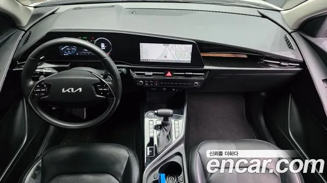 Kia Niro 2022 — фото 10