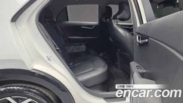Kia Niro 2022 — фото 18