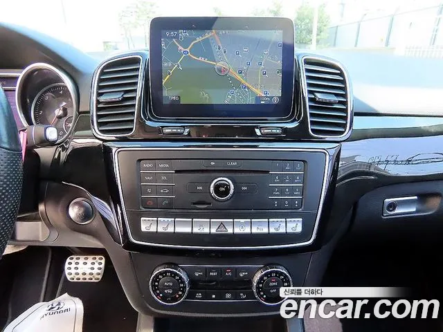 Mercedes-Benz GLE-Class 2016 — фото 14