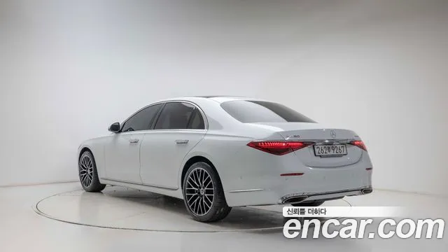 Mercedes-Benz S-Class 2025 — фото 2