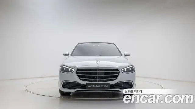 Mercedes-Benz S-Class 2025 — фото 3
