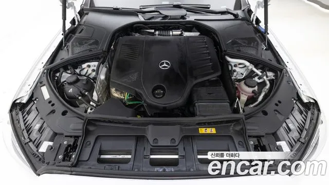 Mercedes-Benz S-Class 2025 — фото 6