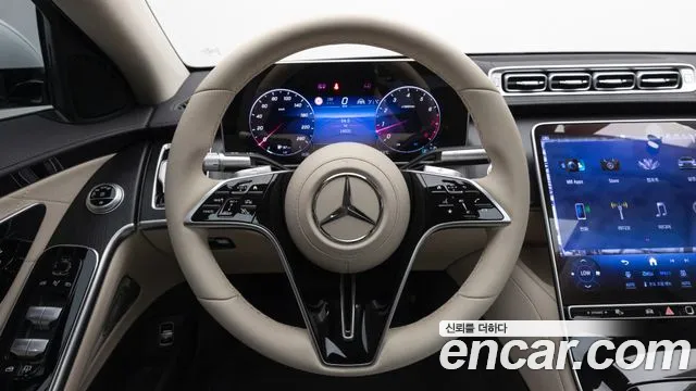 Mercedes-Benz S-Class 2025 — фото 19