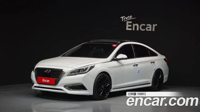 Hyundai Sonata 2015 — фото 1