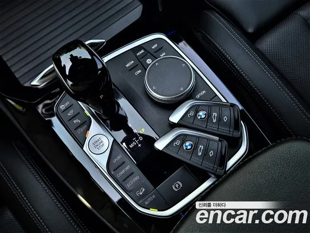 BMW X4 2022 — фото 10