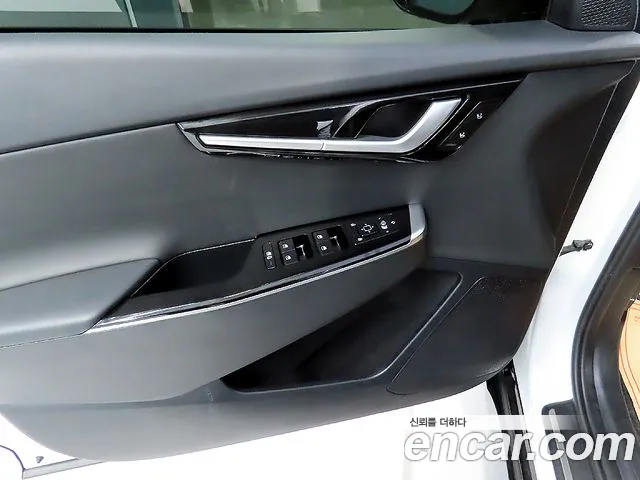 Kia EV6 2023 — фото 14