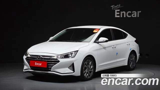 Hyundai AVANTE 2020 — фото 1