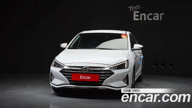 Hyundai AVANTE 2020 — фото 3