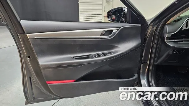 Hyundai Grandeur 2022 — фото 14