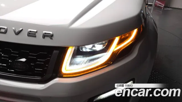 Land Rover Range Rover Evoque 2018 — фото 8