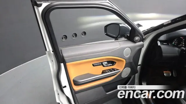 Land Rover Range Rover Evoque 2018 — фото 14