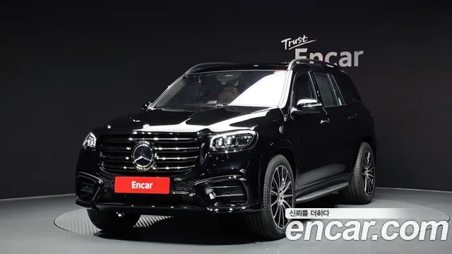 Mercedes-Benz GLS-Class 2026 — фото 1