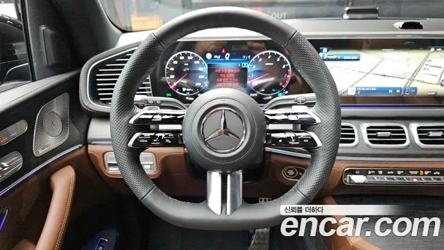 Mercedes-Benz GLS-Class 2026 — фото 13