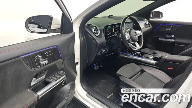 Mercedes-Benz GLA-Class 2020 — фото 12