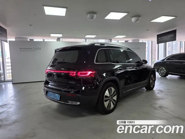 Mercedes-Benz EQB 2023 — фото 2
