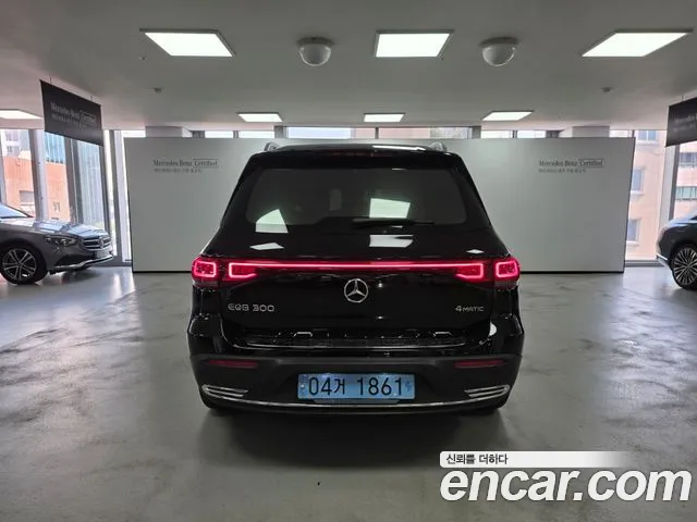 Mercedes-Benz EQB 2023 — фото 4