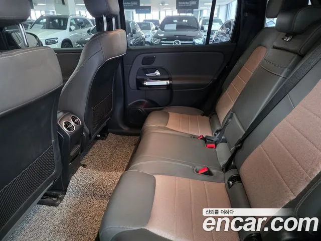 Mercedes-Benz EQB 2023 — фото 10