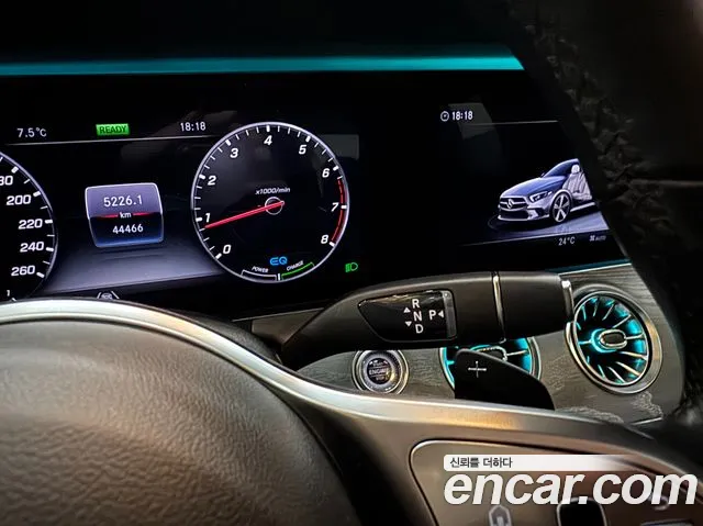 Mercedes-Benz CLS-Class 2020 — фото 9