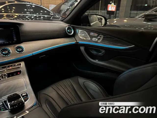 Mercedes-Benz CLS-Class 2020 — фото 14