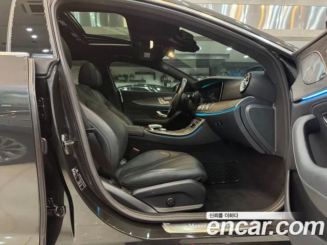 Mercedes-Benz CLS-Class 2020 — фото 15