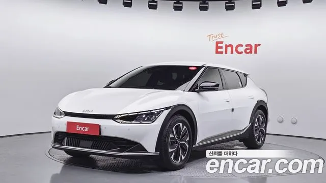 Kia EV6 2024 — фото 1