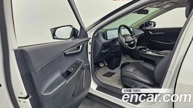 Kia EV6 2024 — фото 13