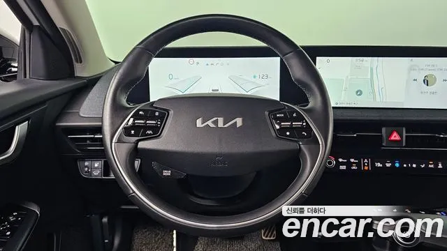 Kia EV6 2024 — фото 19