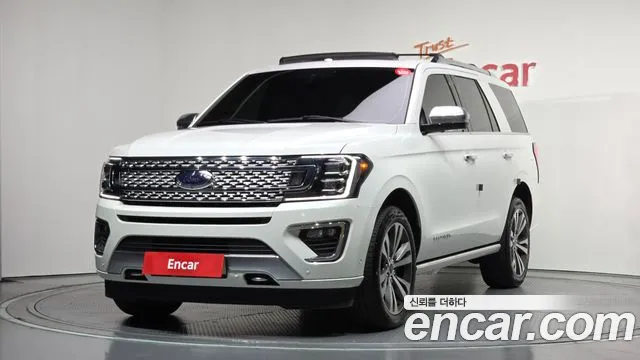 Ford Expedition 2021 — фото 1