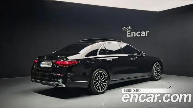 Mercedes-Benz S-Class 2022 — фото 2