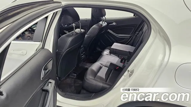 Mercedes-Benz GLA-Class 2019 — фото 17