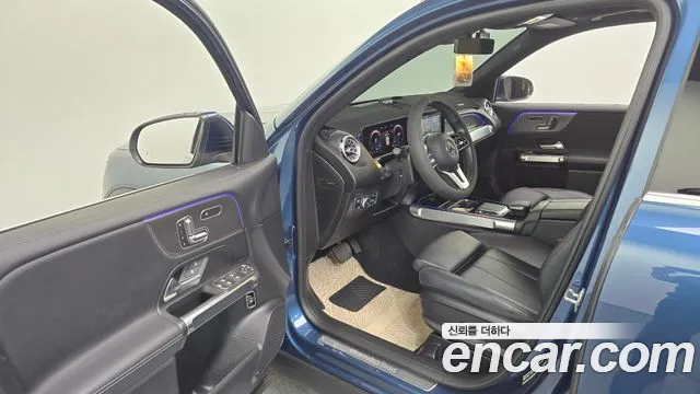 Mercedes-Benz GLB-Class 2021 — фото 13