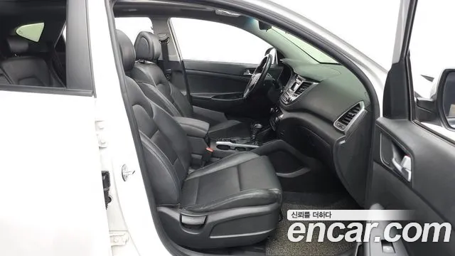 Hyundai Tucson 2018 — фото 11
