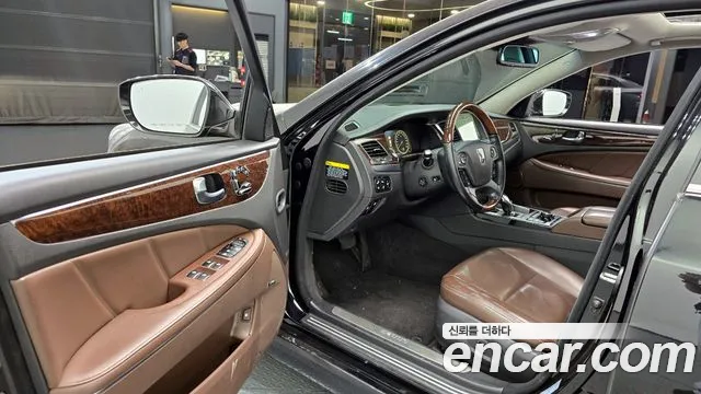 Hyundai Equus 2015 — фото 10