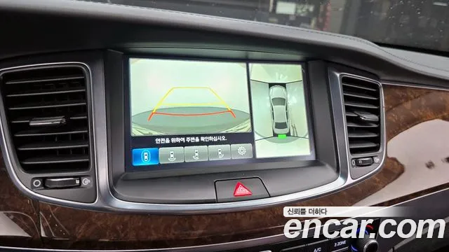 Hyundai Equus 2015 — фото 15