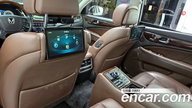 Hyundai Equus 2015 — фото 16