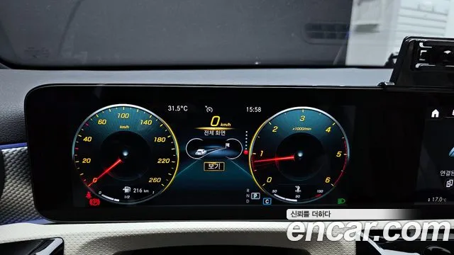 Mercedes-Benz A-Class 2021 — фото 11