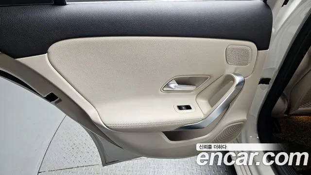 Mercedes-Benz A-Class 2021 — фото 15