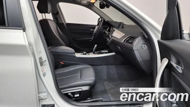BMW 1-Series 2018 — фото 16