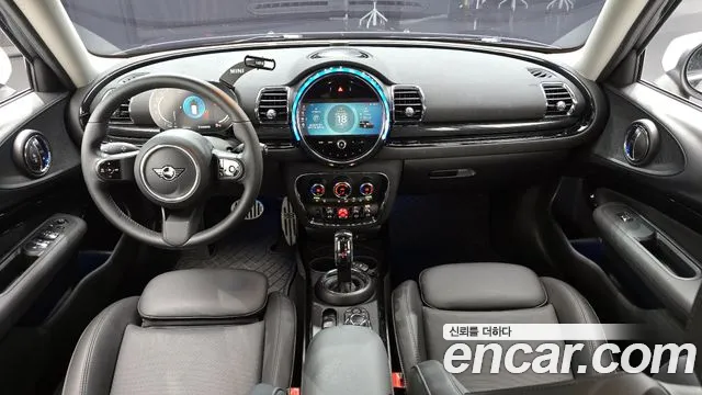 Mini Clubman 2023 — фото 10