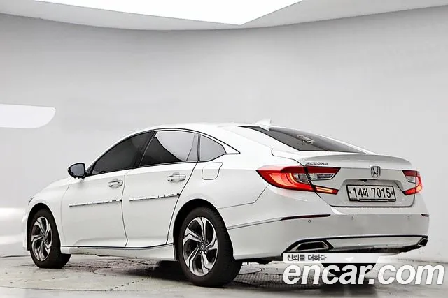 Honda Accord 2019 — фото 2