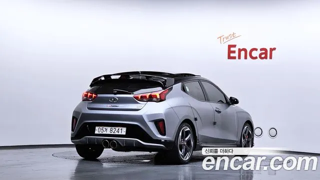 Hyundai Veloster 2018 — фото 2