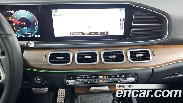 Mercedes-Benz GLE-Class 2021 — фото 18