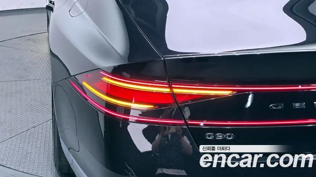Genesis G90 2022 — фото 9