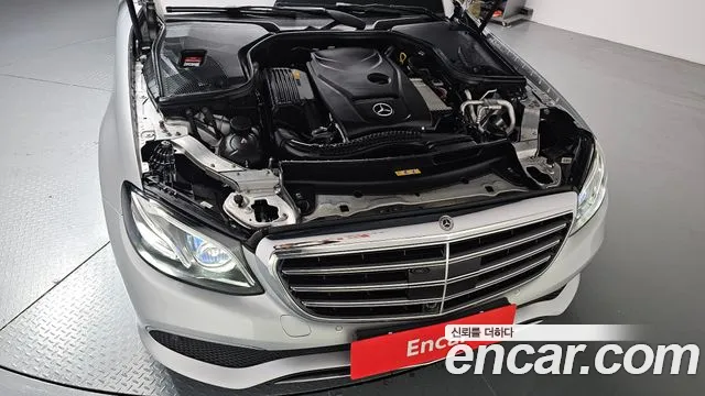 Mercedes-Benz E-Class 2020 — фото 6